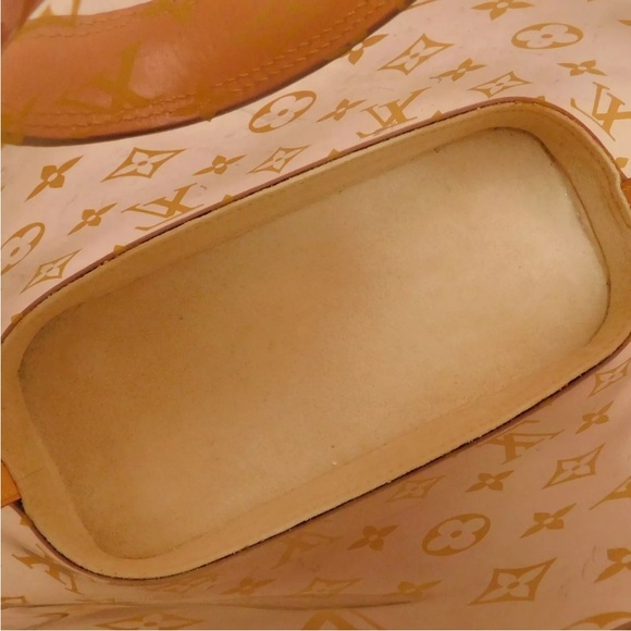 Louis Vuitton Monogram Sac PM with Pouch - Picture 13 of 16